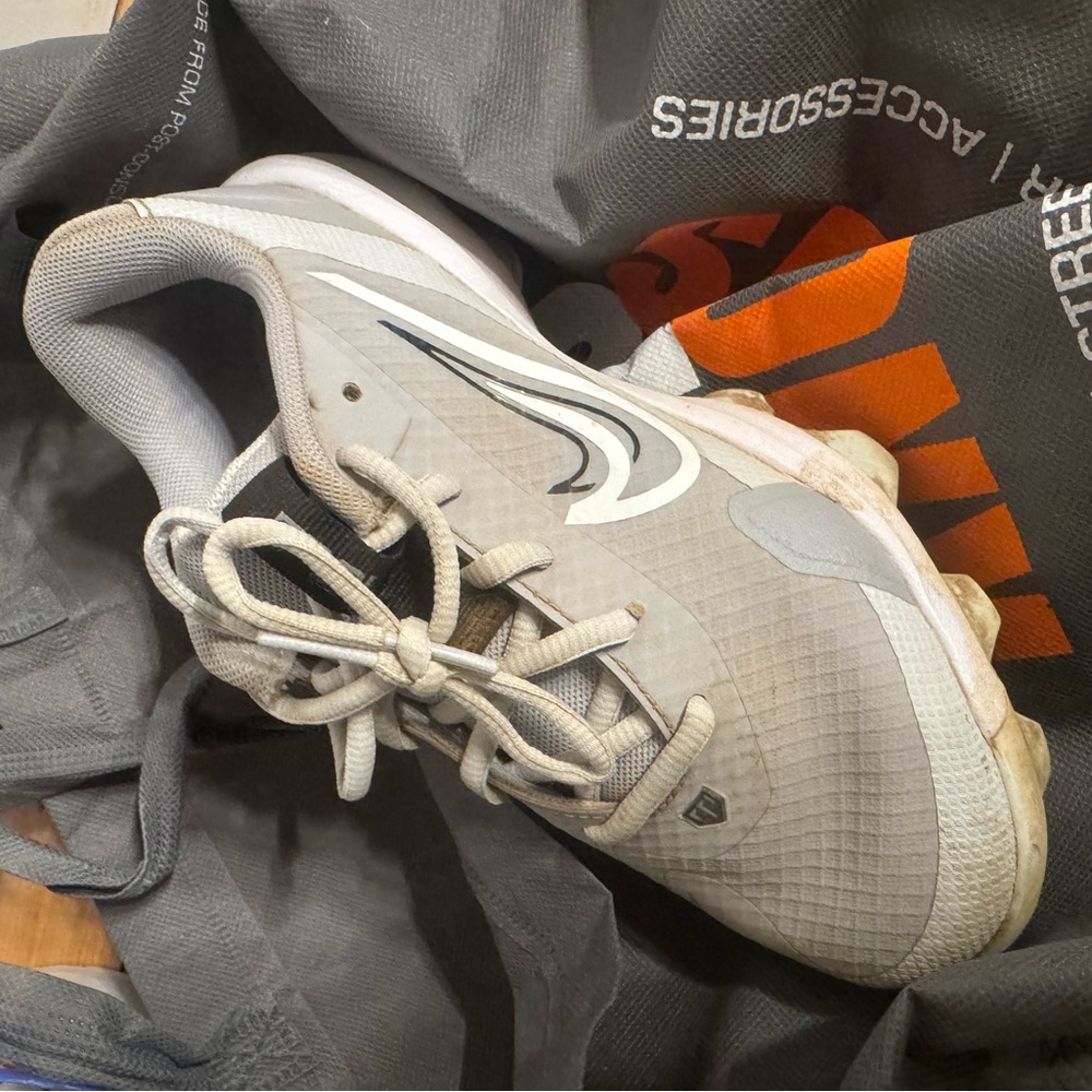 Nike Light Gray and White Mesh Athletic Cleat